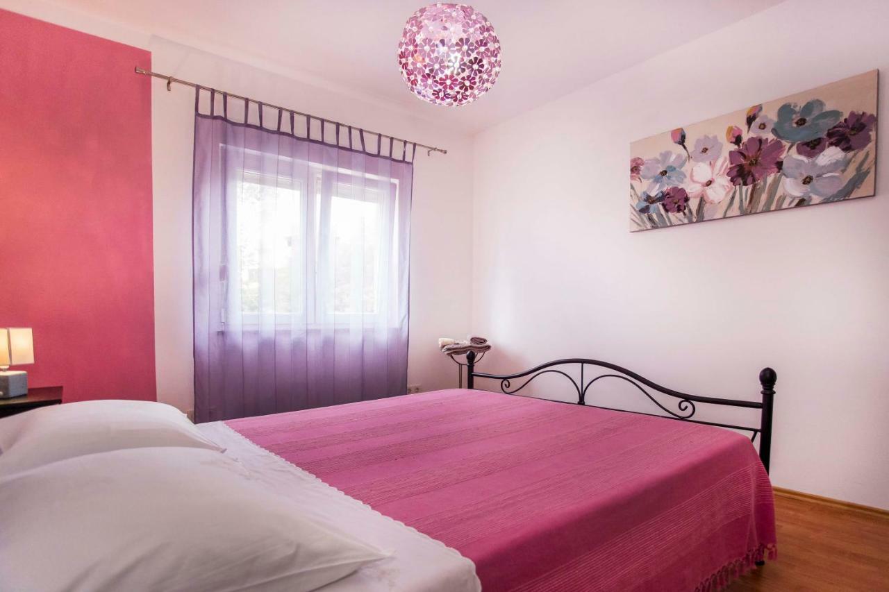 Apartment Beba Rovigno Esterno foto